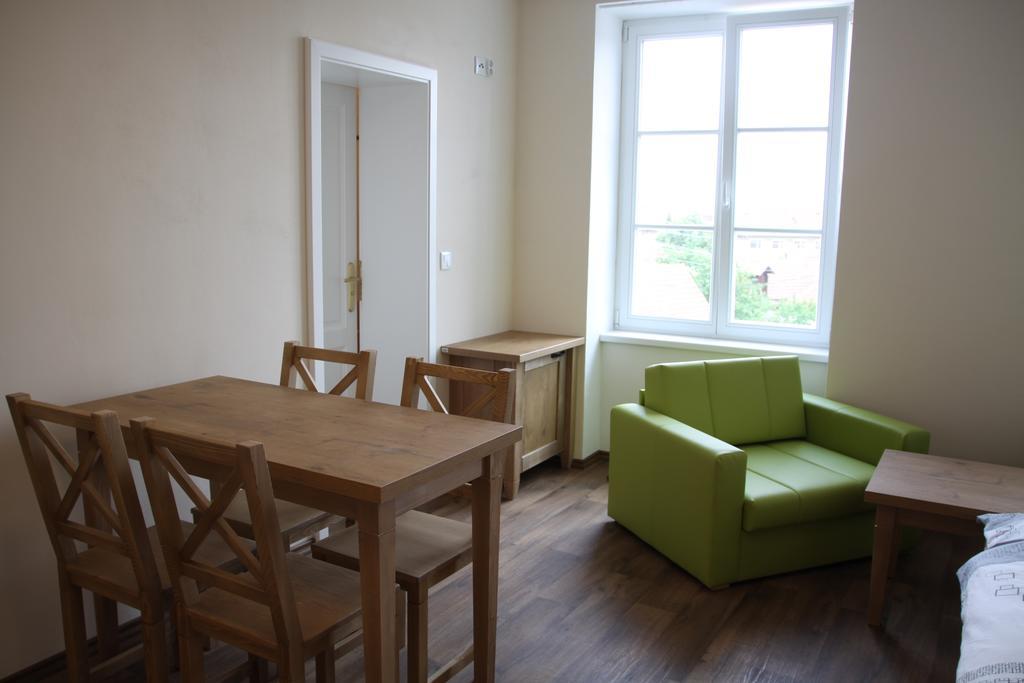 Appartement Satlava Valtice Extérieur photo